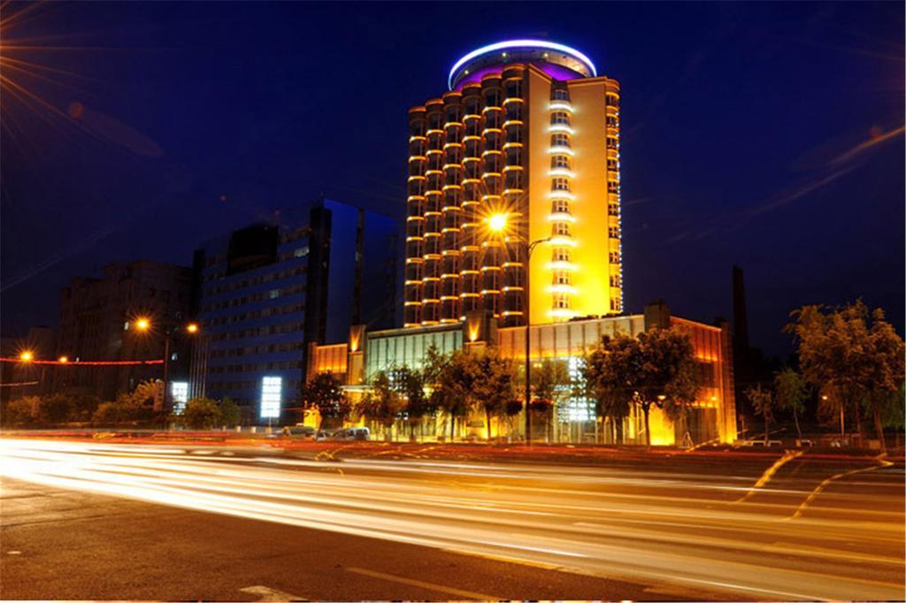 Changchun Hualida Hotel Exterior foto
